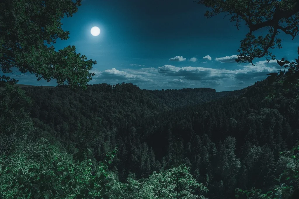 Klimatyzator do sypialni: cichy komfort dla zdrowego snu